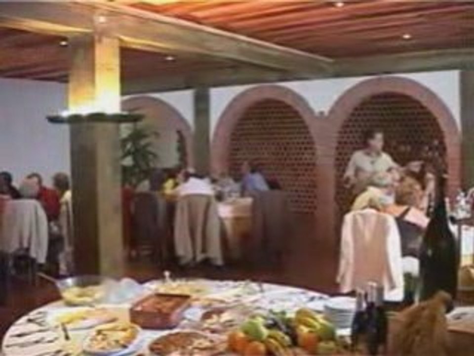 COLÉGIO NUNO ALVARES - ALMOÇO 24.9.2005 - 1ª parte