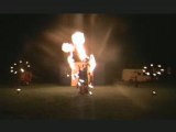 spectacle de feu et pyrotechnie AKOUMA