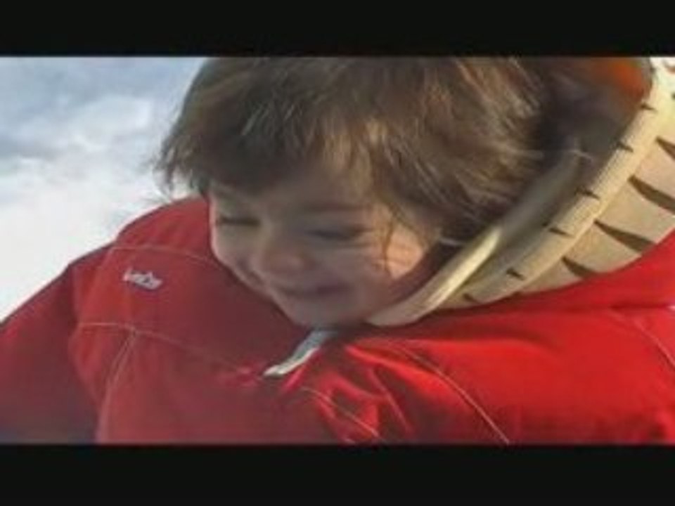 Elena 16 mois  à la neige