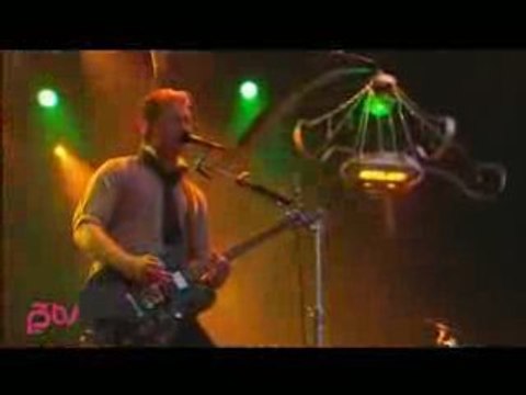 02 QOTSA- Burn The Witch (Hove 07)