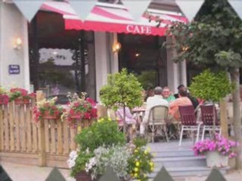 Le petit port de Locquirec avec une zik breizh de Le PAPE