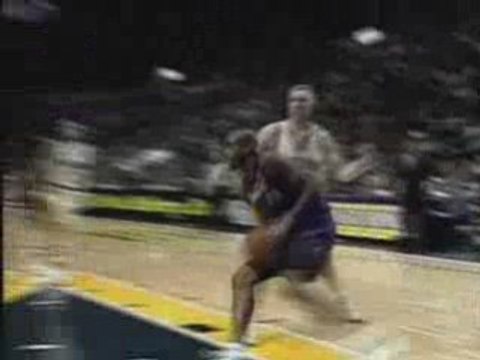 Vince Carter 2-hand reverse dunk vs Indiana