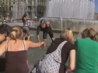 Lezioni di nuoto nel centro di Milano