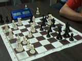 ECHECS : YVES 1 VS 0 DJAMEL ( CLASSE B 2008 )