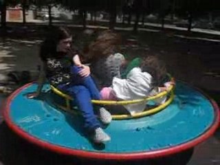 Sa tourne, sa tourne