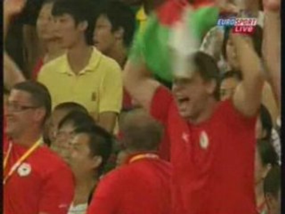 Athlé lancer marteau JO pékin Aksana Miankova 76m34