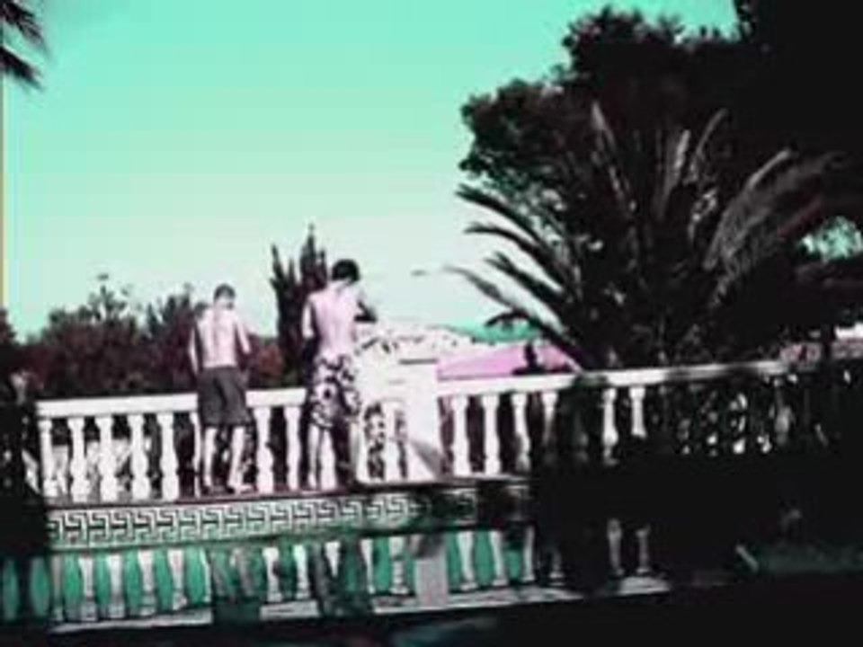 V-King & Sid-Ä Brown - bad dancing style