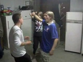 fou ta cagoule. anniv lu 2008