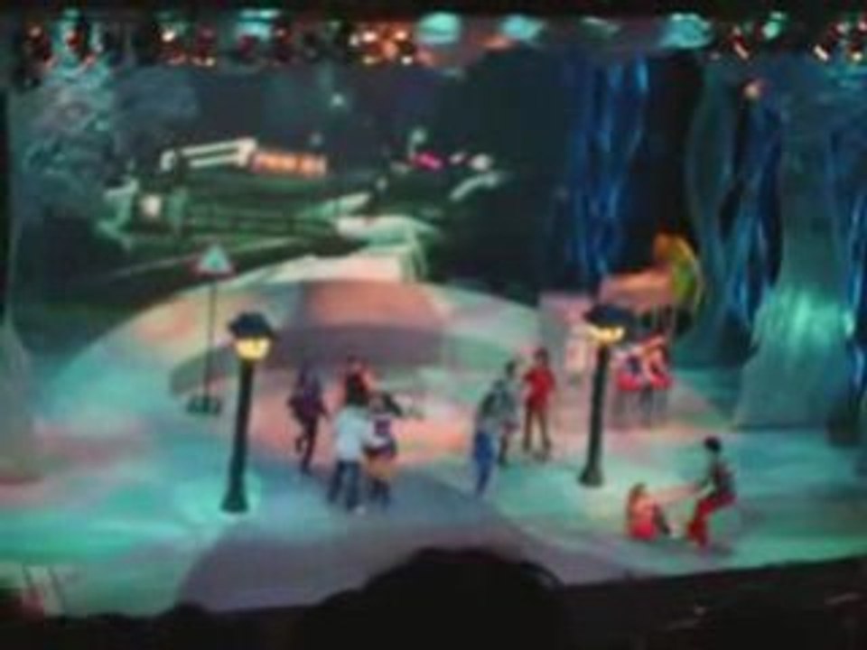 Casi angeles en el gran rex---porrazo de jazmin---