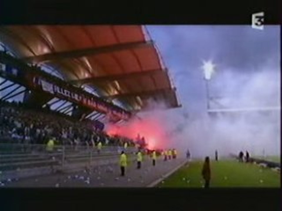 Une petite Ville dans un grand Stade 6/6