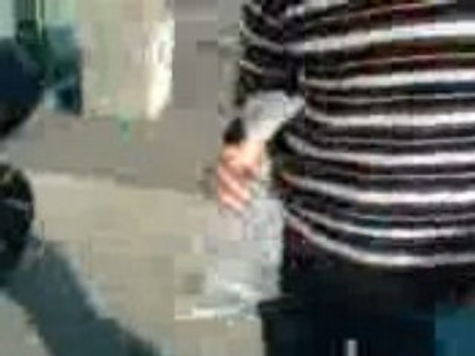 MOV00405