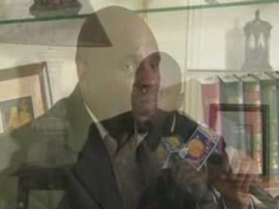 Kemi Seba AVEC le Hezbollah !!