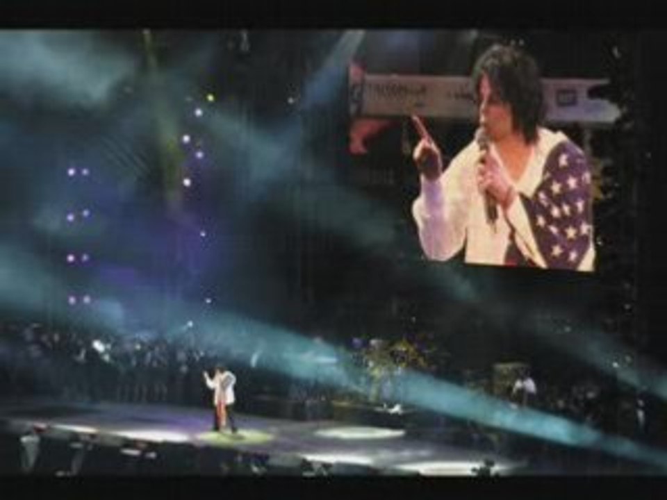 Michael Jackson - Man In The Mirror (Washington 2001)