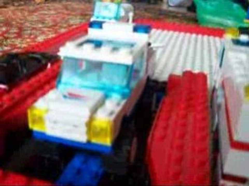 Lift for lego city cars