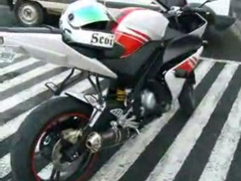 yamaha yzf r125 + accessoires,ligne PROGUN