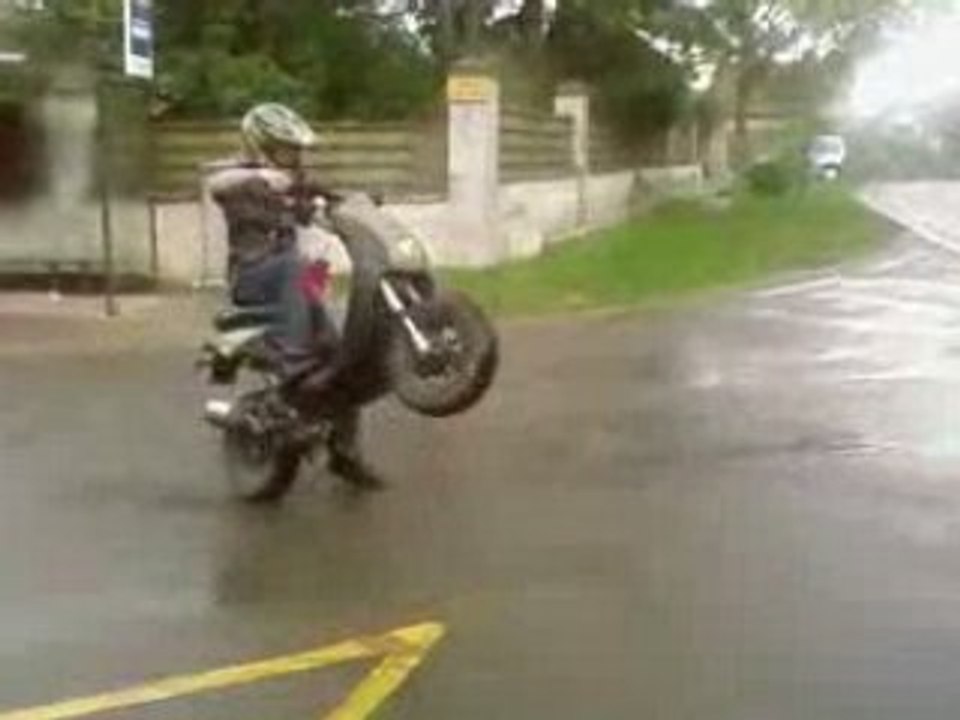 moi ludix et gege en derbi kiter 50 en well