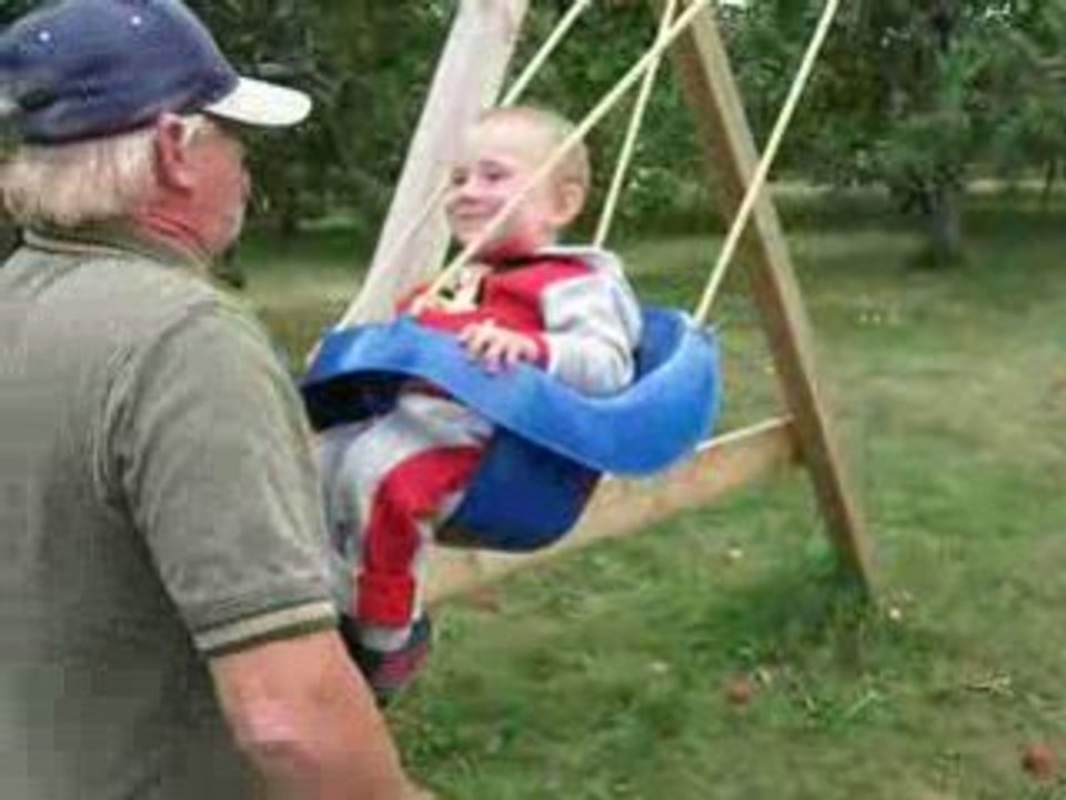 Xavier rigole au éclat