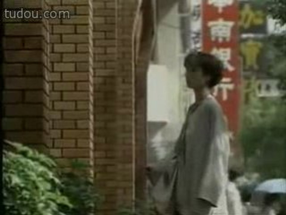 《意外的爱》插曲-青春像把枪