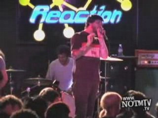 Heavy Heavy Low Low- NotMTV - Live Concert