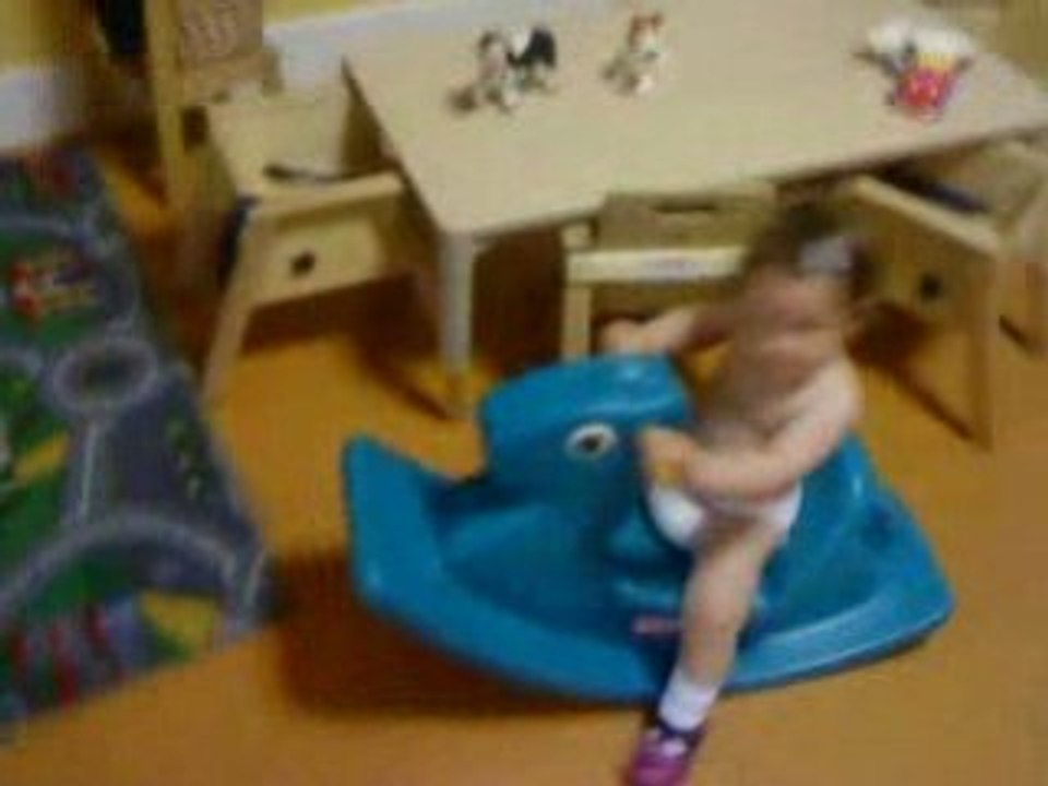 Sophia e o seu Cavalinho na Creche