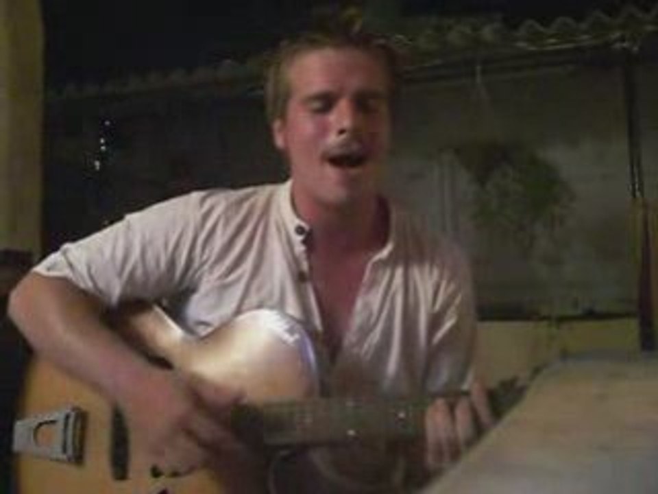 John Gull - Travailler plus pour... Pondicherry Sept 2008