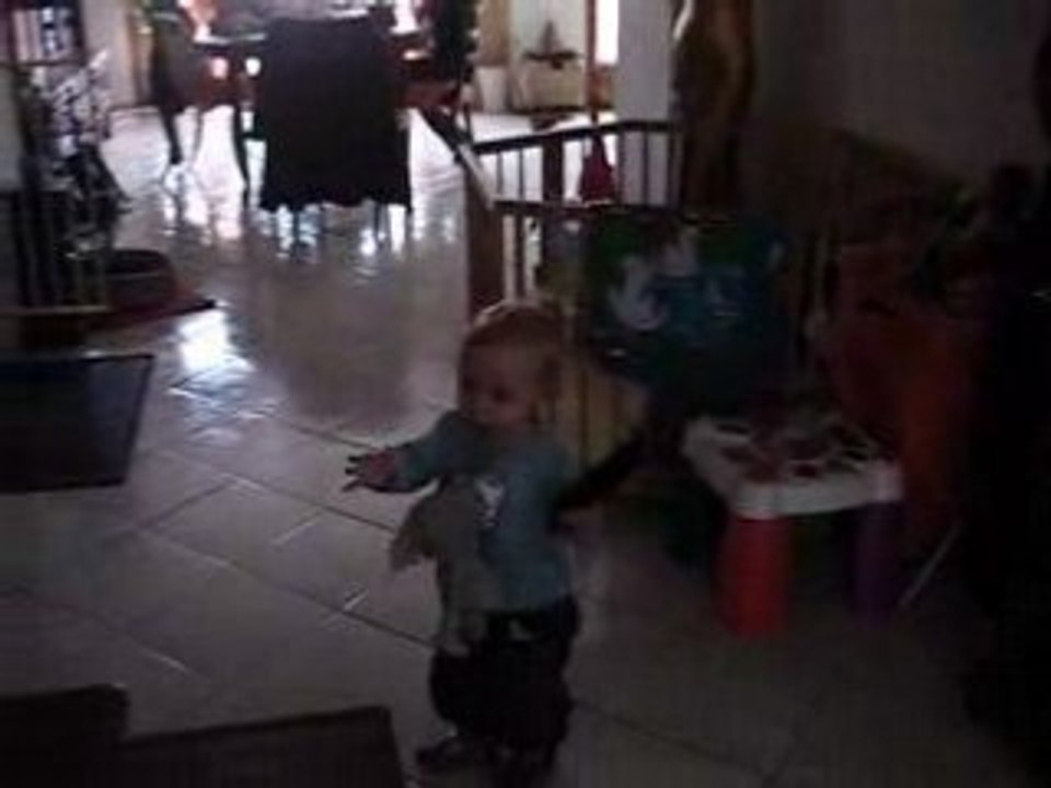 Premiers pas de Raphaël