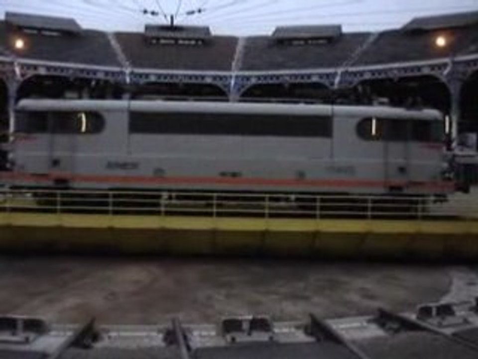 bb9605 a lyon mouche