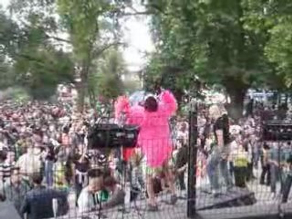 Mass @ City parade 2008