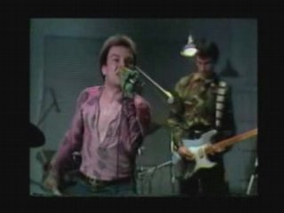 Dead Kennedys - Holiday in cambodia