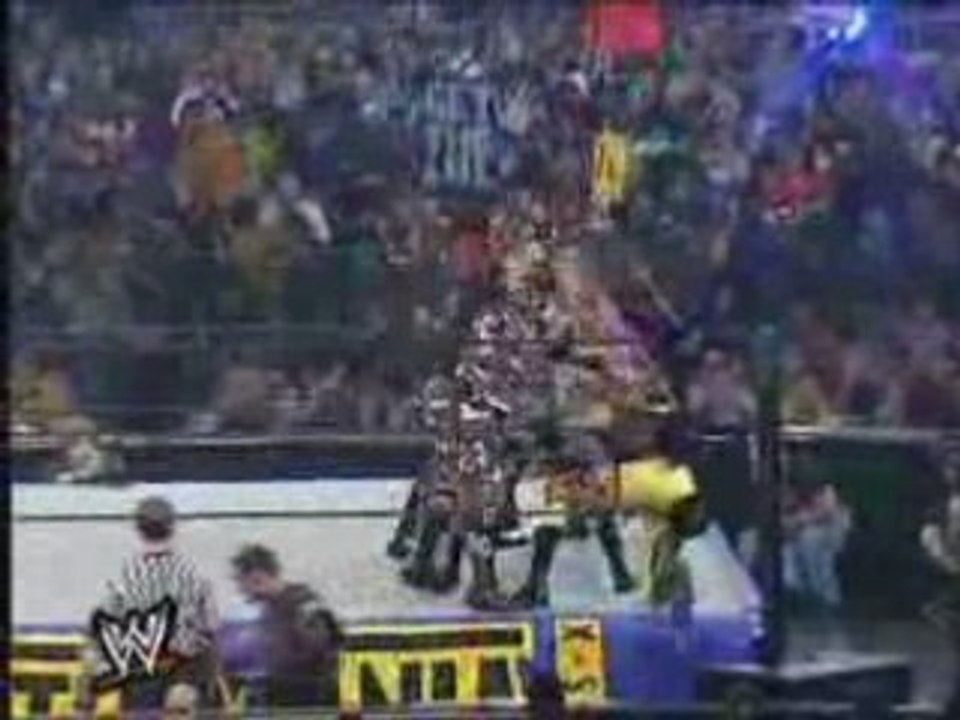 Wrestlemania 17 TLC 1_3