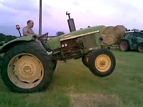 tonton gilles en whelling-tracteur!!