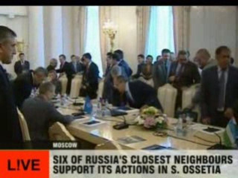 Russia and Italy discuss