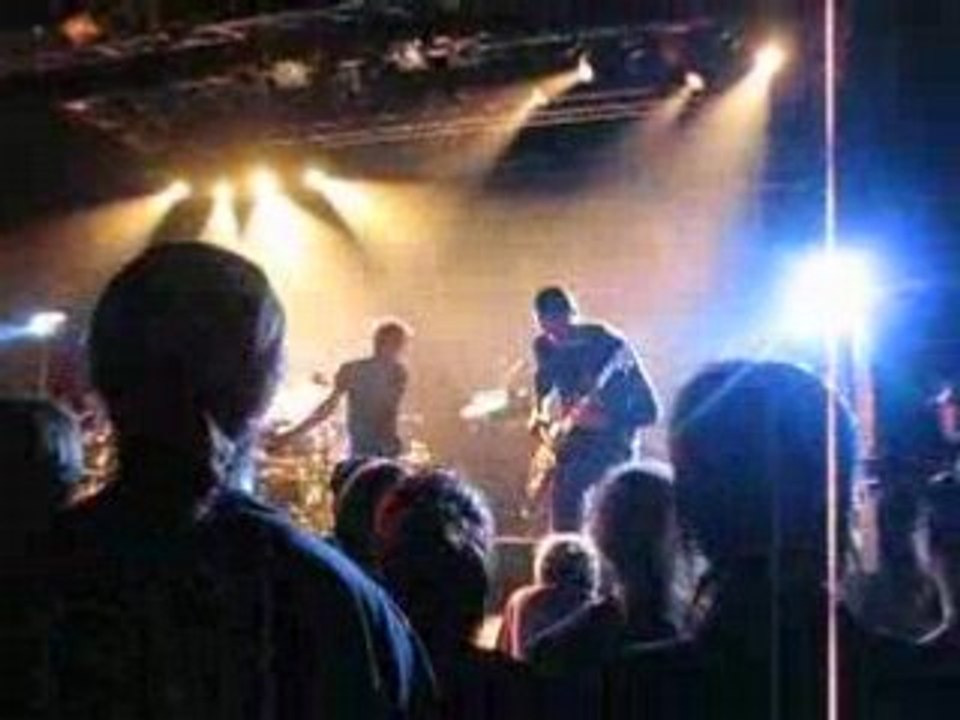 Ez3kiel - Versus - live Allonnes (septembre 2008)