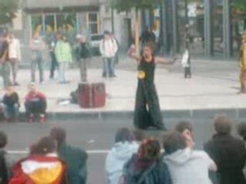 festival d'arts de rue à aurillac 2008, diaboloman