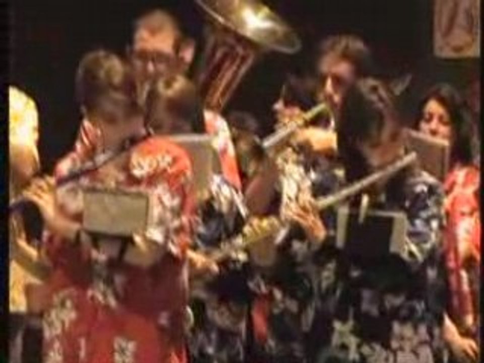 Marching Band à Hermillon - Hot stuf