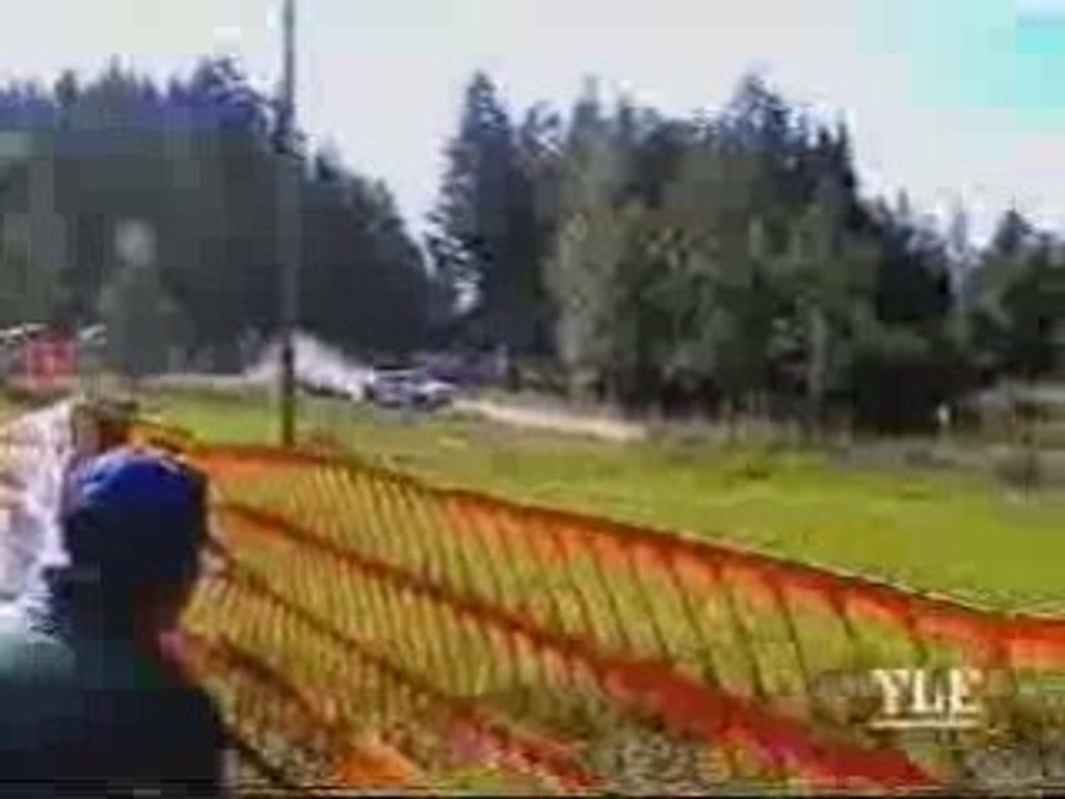Wrc_fin2002_rally_crash
