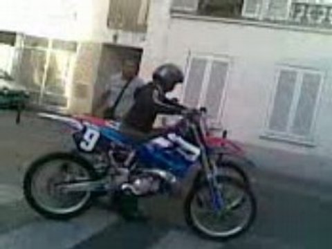 place des fetes 75019 cr 450 et yz