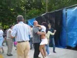 Blatoch va au Brésil, danser la Lambada