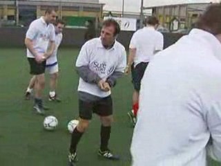 Zola to be unveiled at West Ham