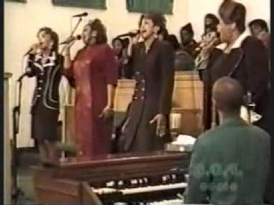 The Clark Sisters - He Gave Me Nothing To Lose