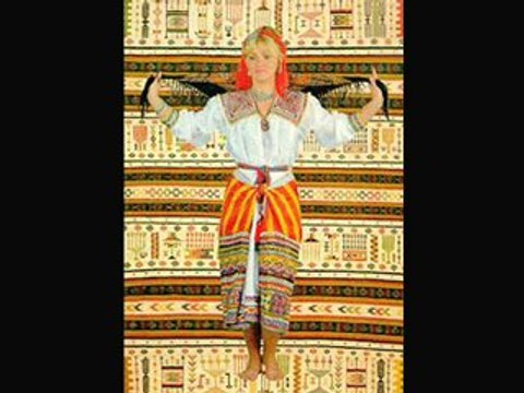 Kamel messaoudi chante en kabyle