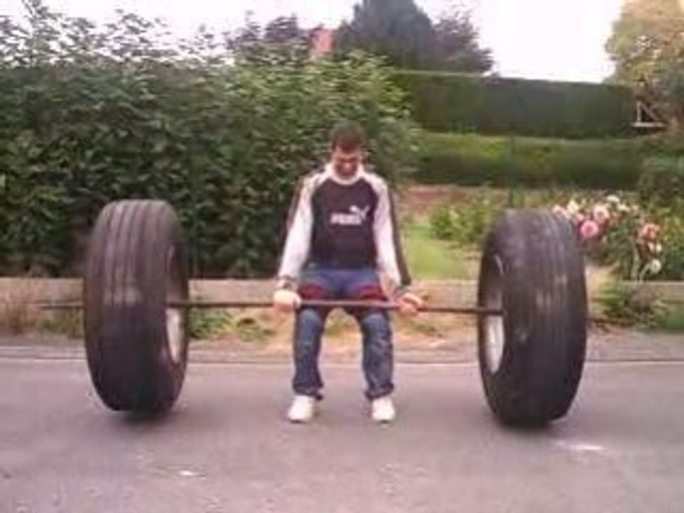 Julien dead lift a 270kg