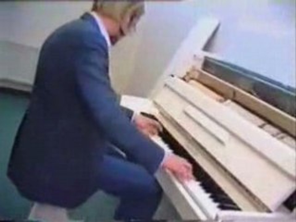 Rock and Roll improvisation (Live Piano )