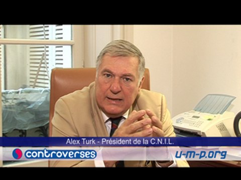 UMP - Controverses : EDVIGE Menace-t-il nos libertés ?