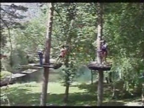 Parcours aventure dans les arbres