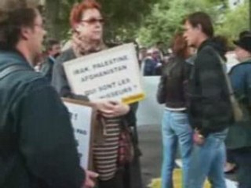 Manif : Retrait des troupes françaises d'Afghanistan