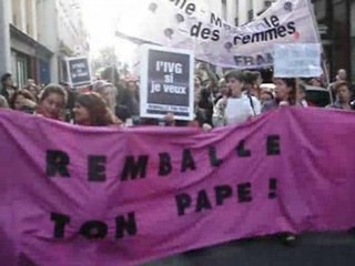 Le pape Benoît XVI n'est pas le bienvenu en France (Manif)