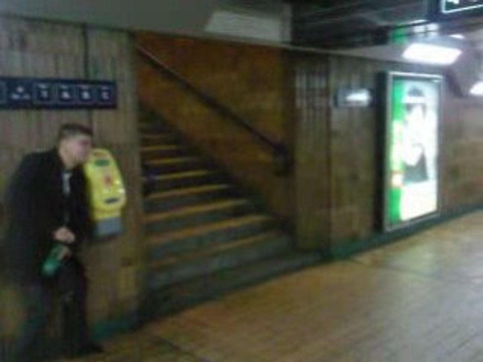 Adrien et Denis , à Bordeaux ( Partie 2/3 )