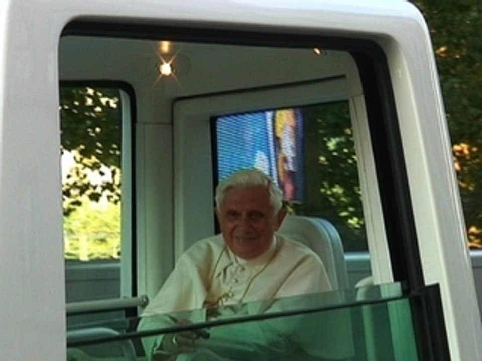 Benoît XVI : un Pape à Paris