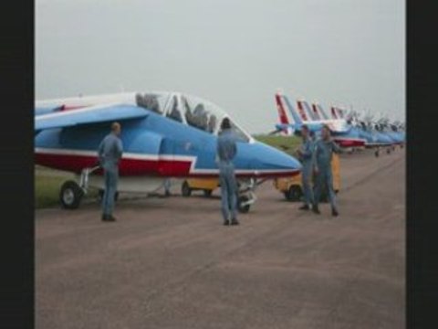 Meeting aérien de roanne patrouille de France entrainement